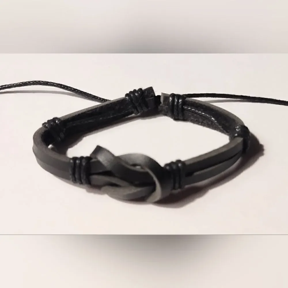 Men's bracelet leather layered black new d45